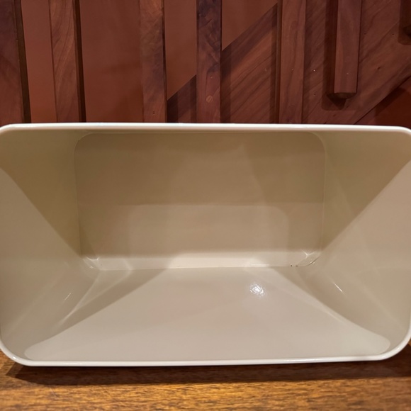 Extra Large Space Saving Vertical Bread Box with Eco Bamboo Cutting Board Lid - Picture 6 of 6